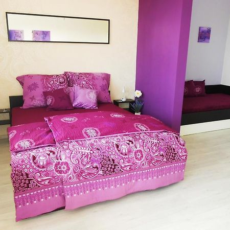 Apartments 4U Center + Free Parking Olomouc Bagian luar foto