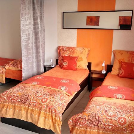 Apartments 4U Center + Free Parking Olomouc Bagian luar foto