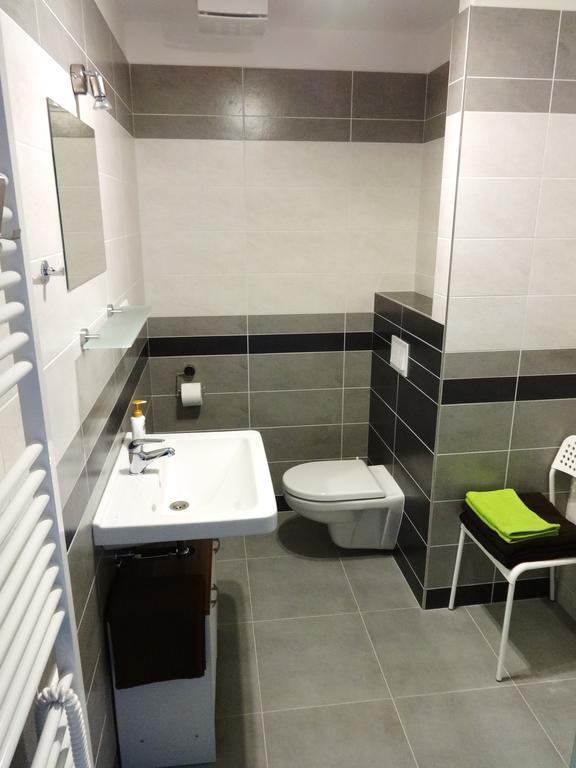 Apartments 4U Center + Free Parking Olomouc Bagian luar foto