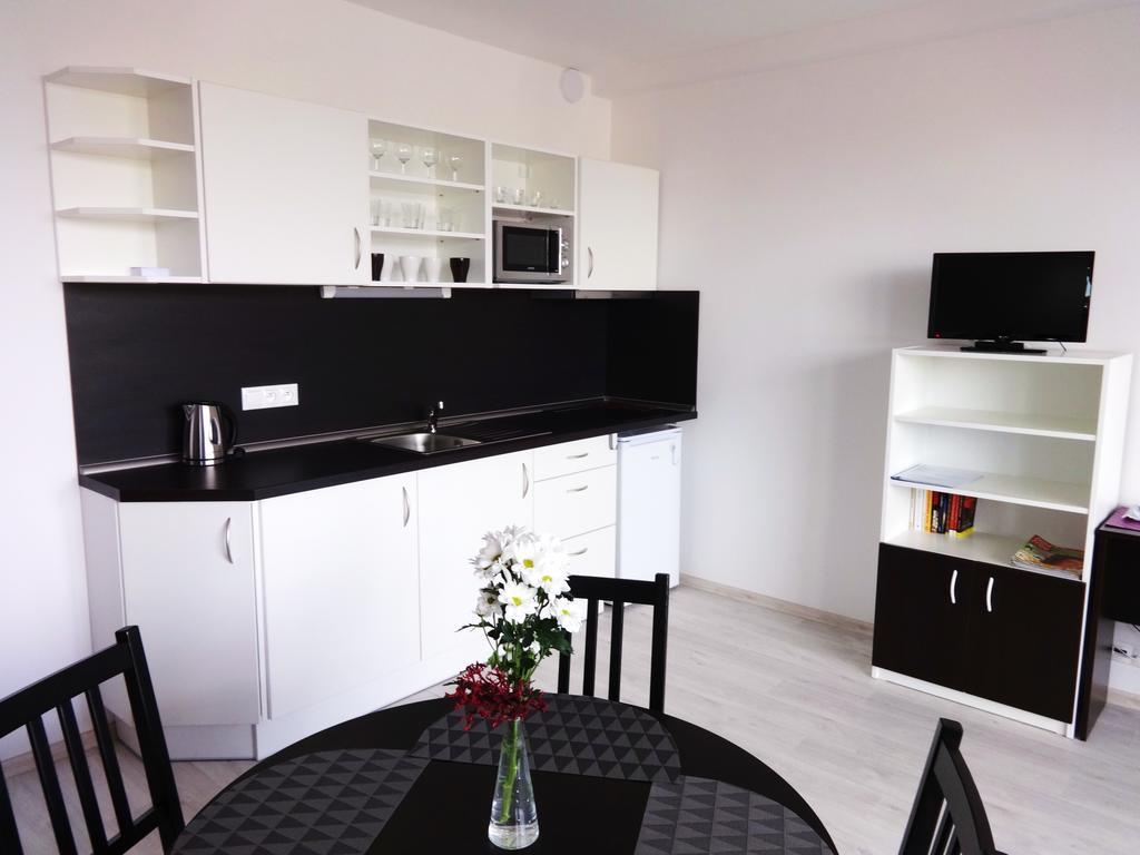 Apartments 4U Center + Free Parking Olomouc Bagian luar foto