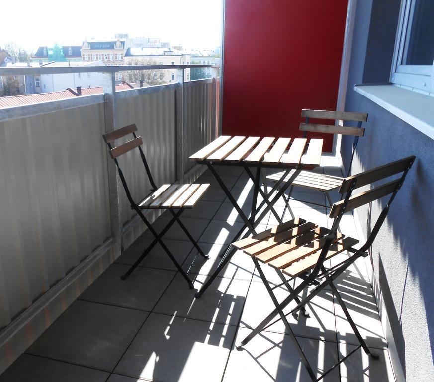 Apartments 4U Center + Free Parking Olomouc Bagian luar foto