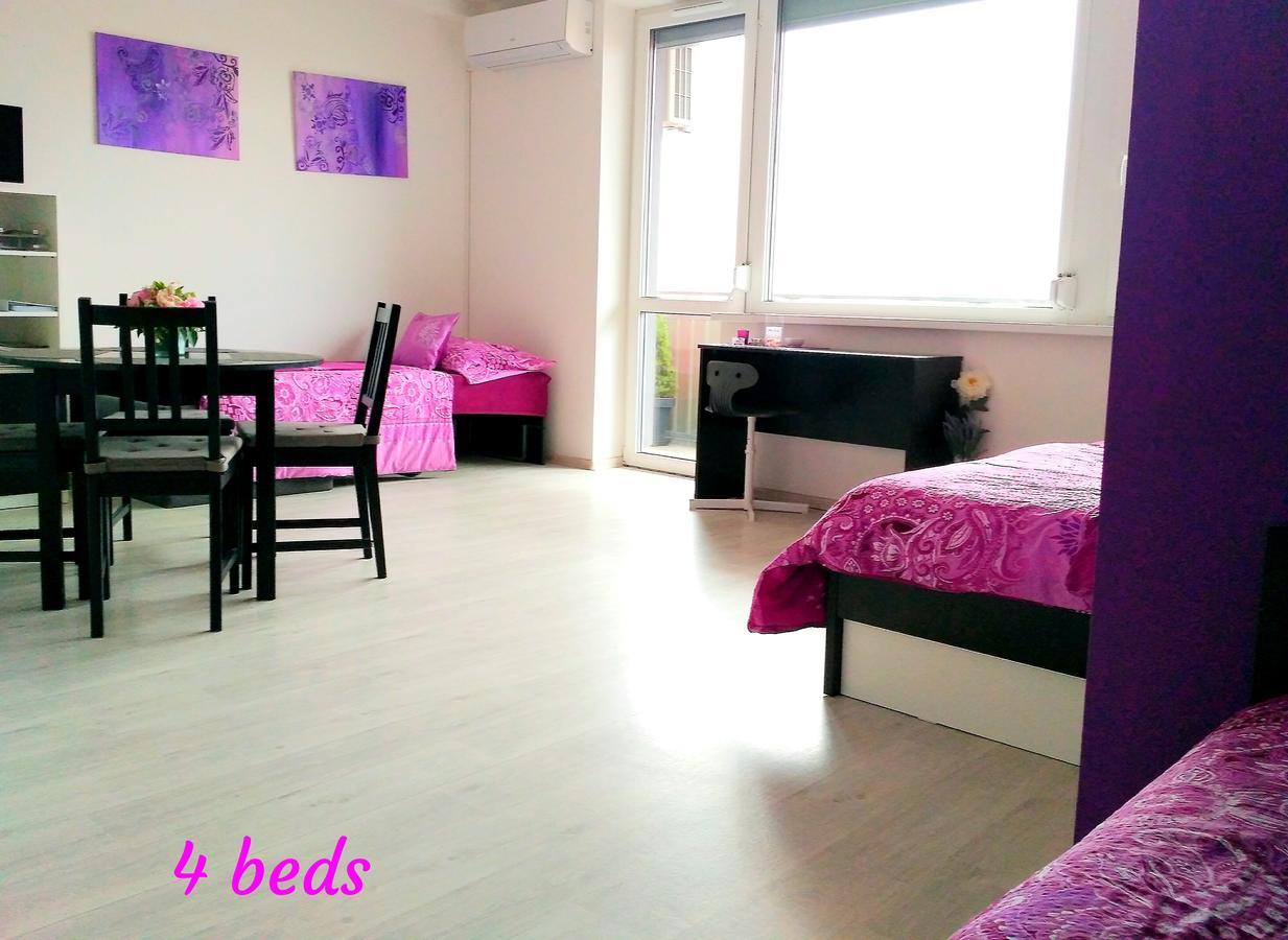 Apartments 4U Center + Free Parking Olomouc Bagian luar foto