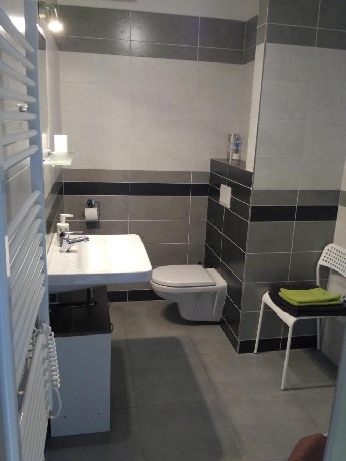 Apartments 4U Center + Free Parking Olomouc Bagian luar foto